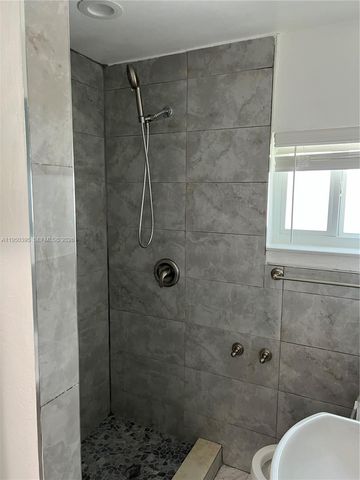 1490 NW 38th St 1490, Miami, FL 33142