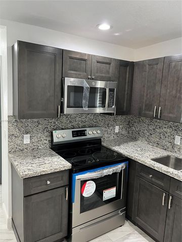 1490 NW 38th St 1490, Miami, FL 33142