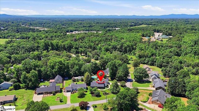 306 Watkins Circle, Taylors, SC 29687