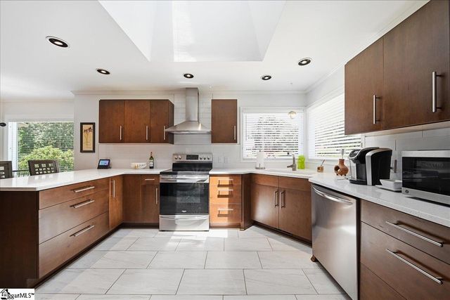 306 Watkins Circle, Taylors, SC 29687