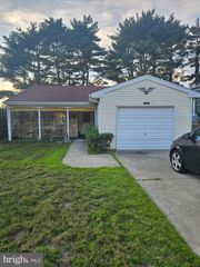 7 GRAMERCY PL, Southampton, NJ 08088