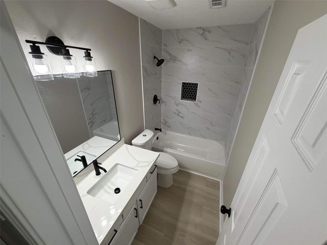 2006 Kilgore Road 101, Baytown, TX 77520