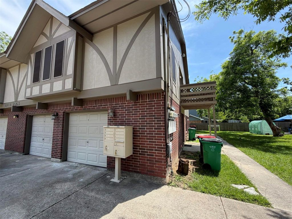 2006 Kilgore Road 101, Baytown, TX 77520