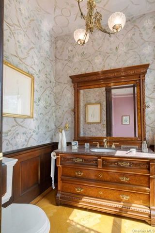 662 10th Street, Brooklyn, NY 11215