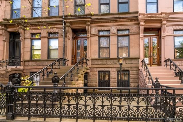 662 10th Street, Brooklyn, NY 11215