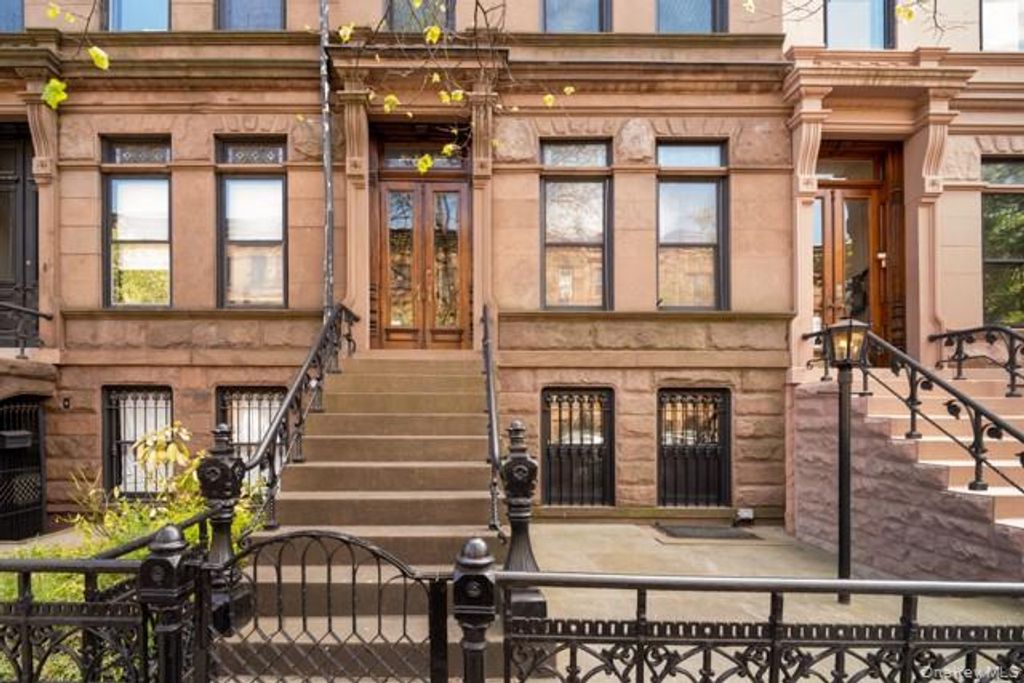 662 10th Street, Brooklyn, NY 11215