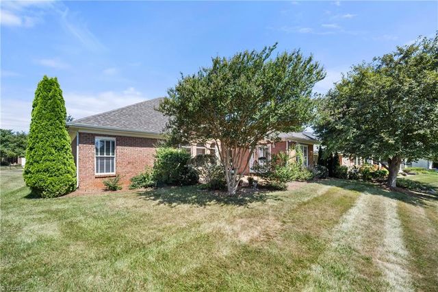 108 N Niblick Court, Advance, NC 27006