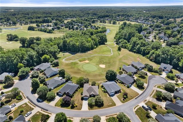 108 N Niblick Court, Advance, NC 27006