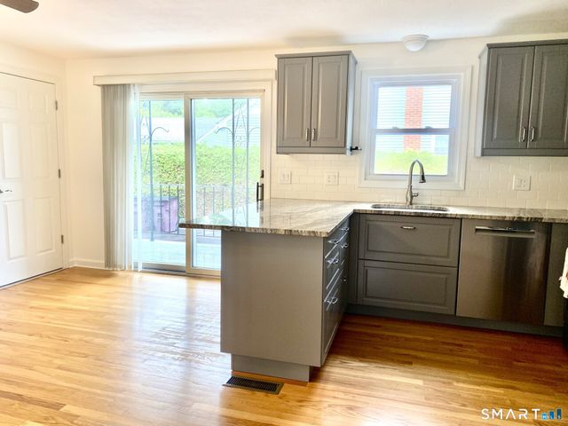 100-FIRSTF Joy Lane, New Britain, CT 06053
