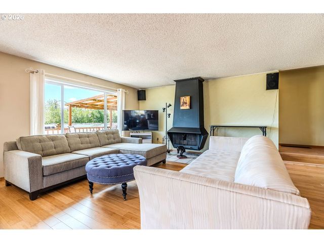 12885 Se 242ND Ave, Damascus, OR 97089
