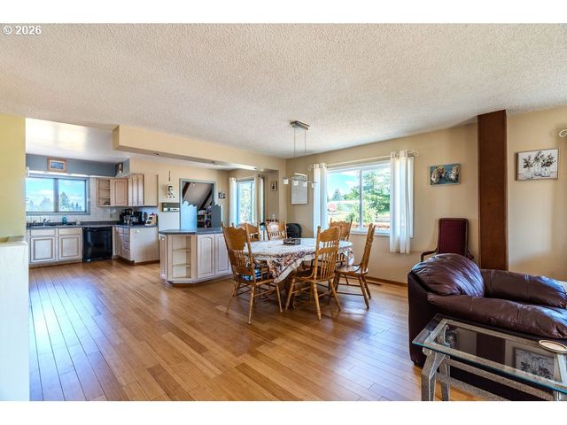 12885 Se 242ND Ave, Damascus, OR 97089