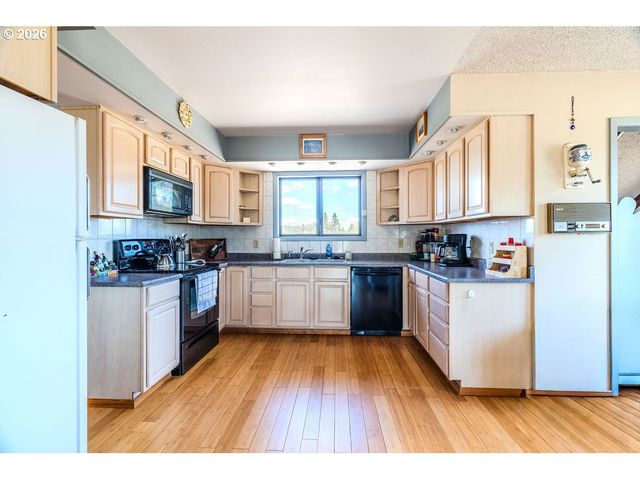 12885 Se 242ND Ave, Damascus, OR 97089