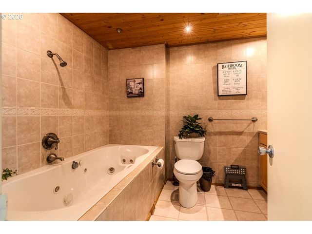 12885 Se 242ND Ave, Damascus, OR 97089