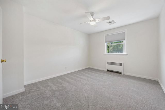 1803 HARRIS RD, Laverock, PA 19038