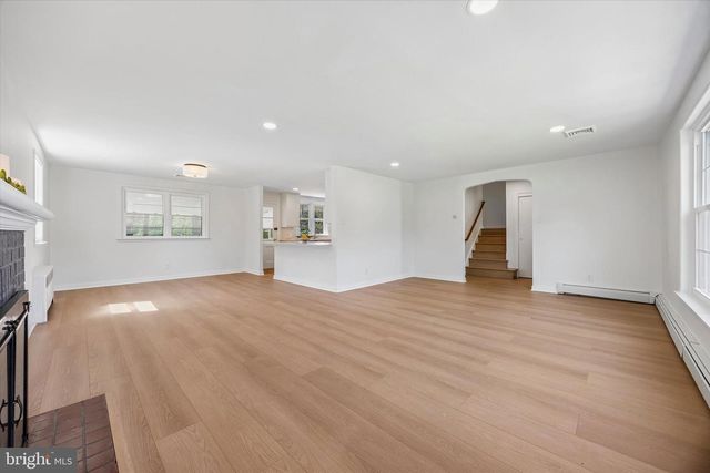 1803 HARRIS RD, Laverock, PA 19038