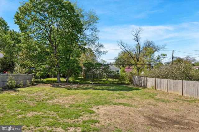 1803 HARRIS RD, Laverock, PA 19038