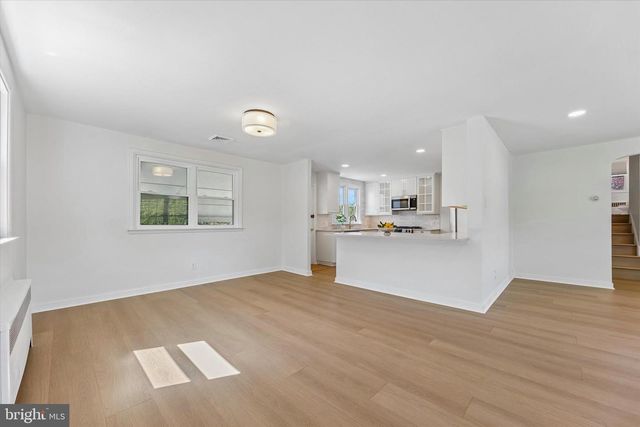 1803 HARRIS RD, Laverock, PA 19038