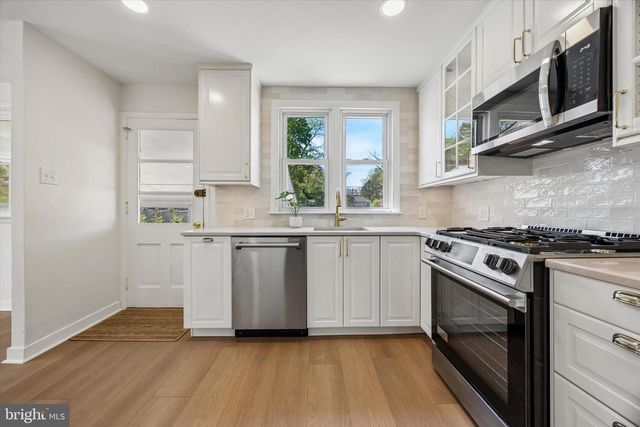 1803 HARRIS RD, Laverock, PA 19038