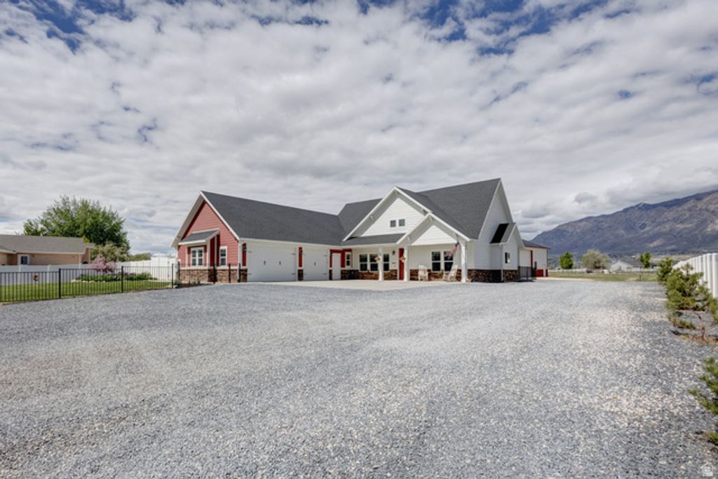 604 W HARRISVILLE RD, Harrisville, UT 84404