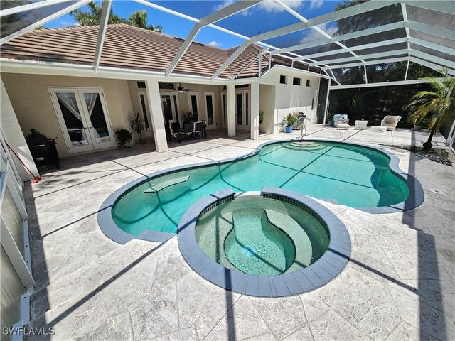 8122 Wilshire Lakes BLVD, Naples, FL 34109