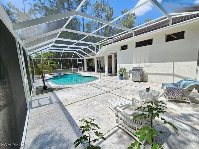 8122 Wilshire Lakes BLVD, Naples, FL 34109