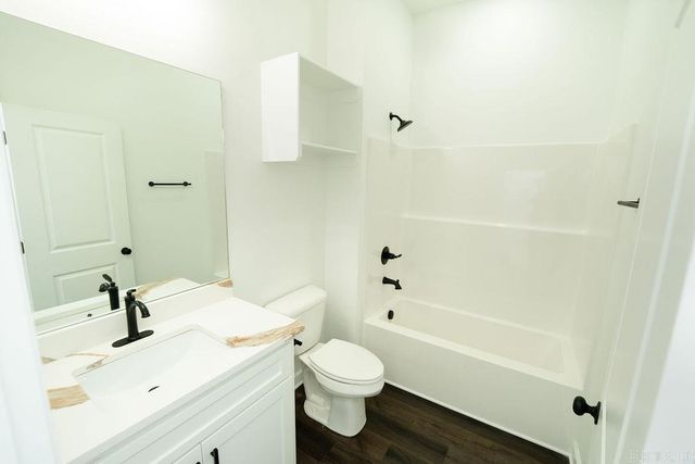 7048 Agua Blanca Boulevard, Shannon Hills, AR 72103