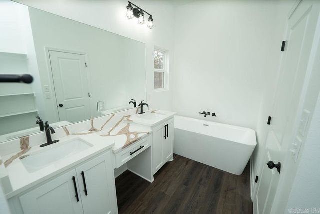 7048 Agua Blanca Boulevard, Shannon Hills, AR 72103