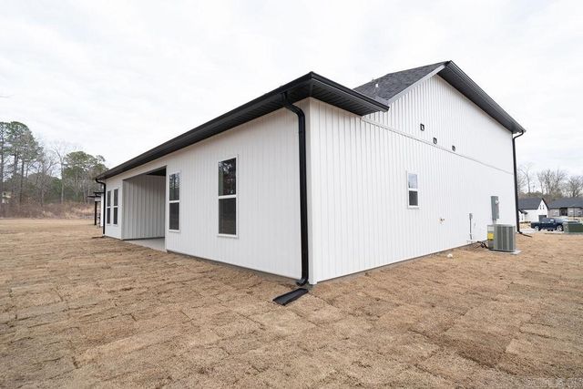 7048 Agua Blanca Boulevard, Shannon Hills, AR 72103