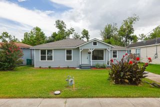 4814 Caplin St, Houston, TX 77026