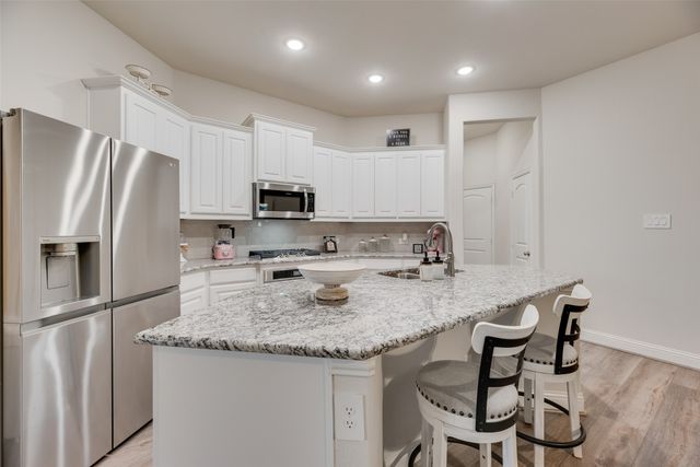 545 Private Road 7017, Edgewood, TX 75117