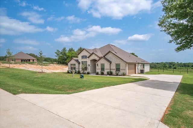 545 Private Road 7017, Edgewood, TX 75117
