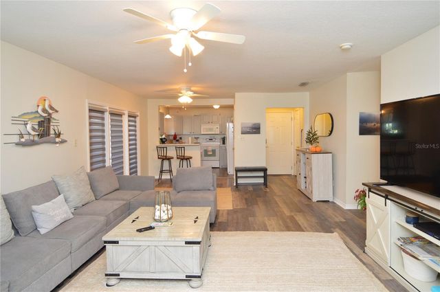 121 SEAHORSE DRIVE SE C, St Petersburg, FL 33705