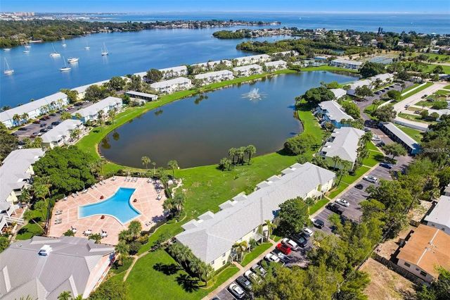 121 SEAHORSE DRIVE SE C, St Petersburg, FL 33705
