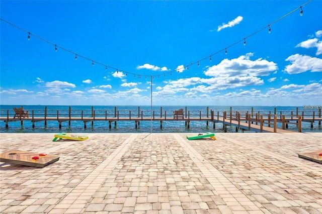 121 SEAHORSE DRIVE SE C, St Petersburg, FL 33705