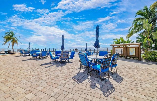 121 SEAHORSE DRIVE SE C, St Petersburg, FL 33705
