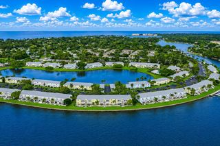 121 SEAHORSE DRIVE SE C, St Petersburg, FL 33705