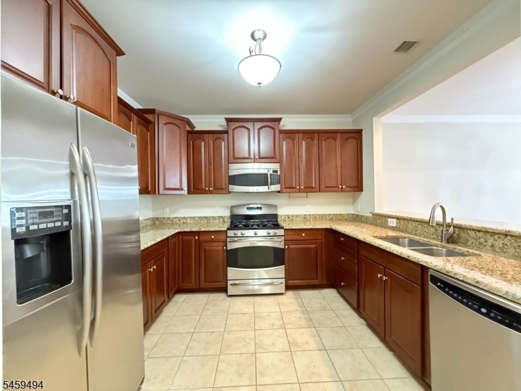 2207 Pierce Ln 2207, Rockaway Twp., NJ 07885 — photo 5