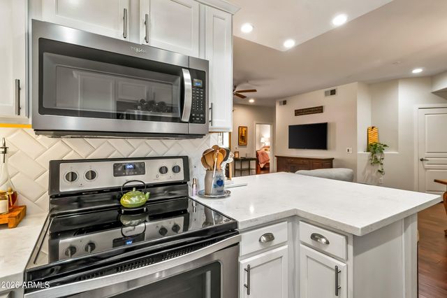 11680 E SAHUARO Drive 1018, Scottsdale, AZ 85259