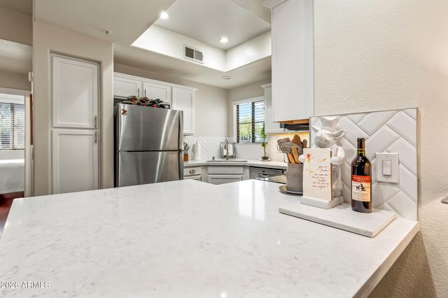 11680 E SAHUARO Drive 1018, Scottsdale, AZ 85259