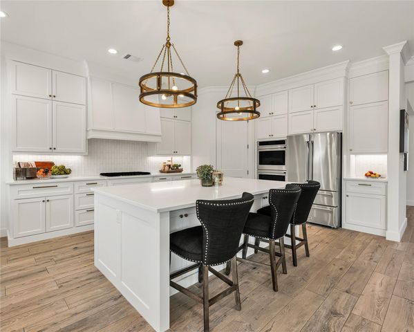 2033 Pebble Bend Drive, College Station, TX 77845