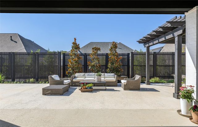 2033 Pebble Bend Drive, College Station, TX 77845