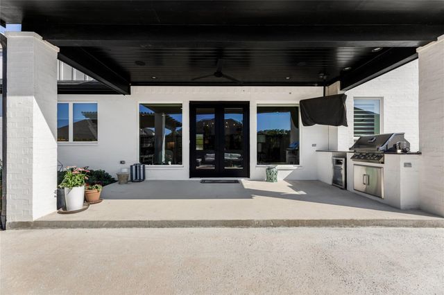 2033 Pebble Bend Drive, College Station, TX 77845