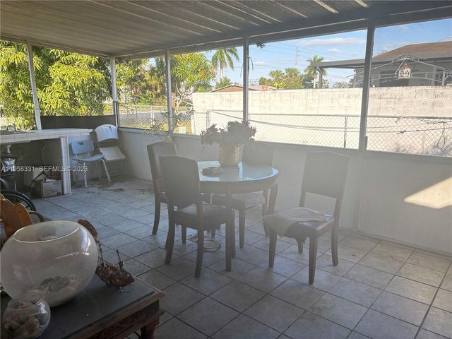 21422 NW 40th Cir Ct, Miami Gardens, FL 33055