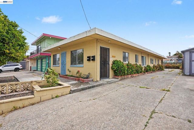1110 Buena Vista, Alameda, CA 94501