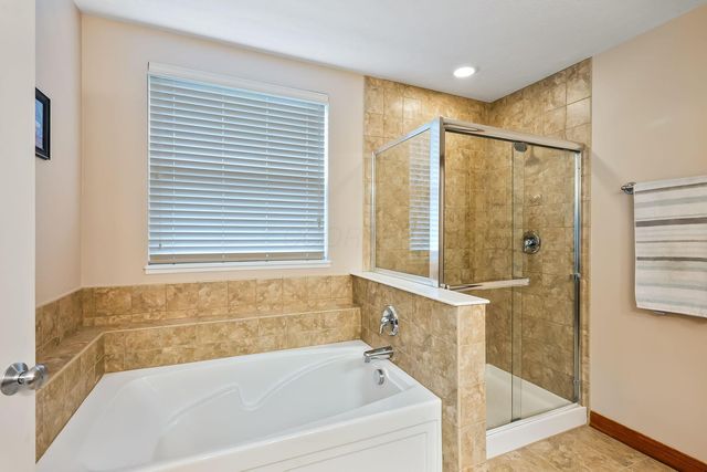 4518 Mcnamara Place, Lewis Center, OH 43035