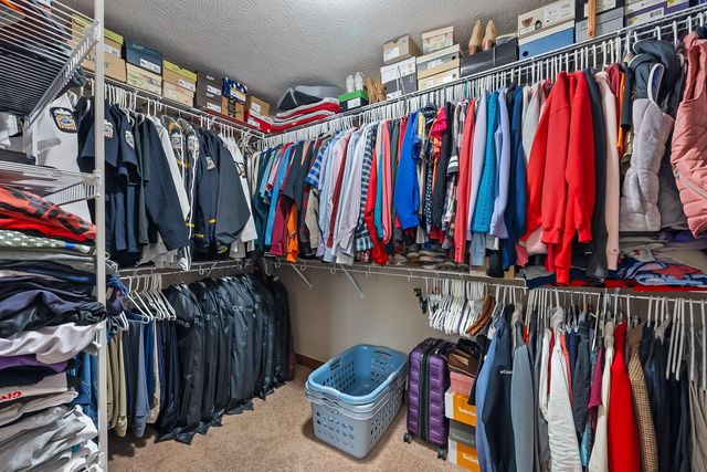 4518 Mcnamara Place, Lewis Center, OH 43035