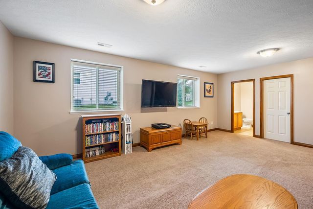 4518 Mcnamara Place, Lewis Center, OH 43035