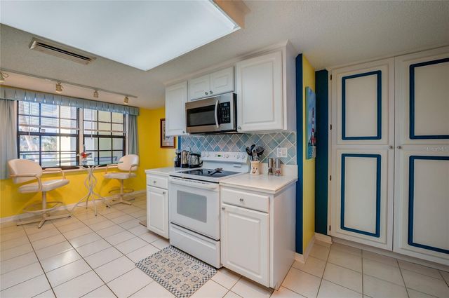 731 MARINA POINT DRIVE 731, Daytona Beach, FL 32114