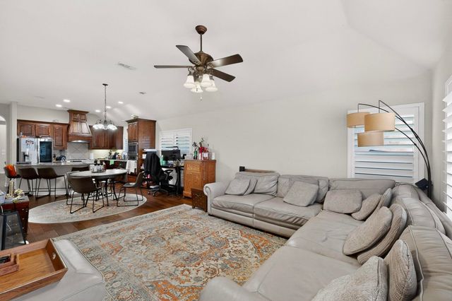 8715 Lindenwood Lane, Irving, TX 75063