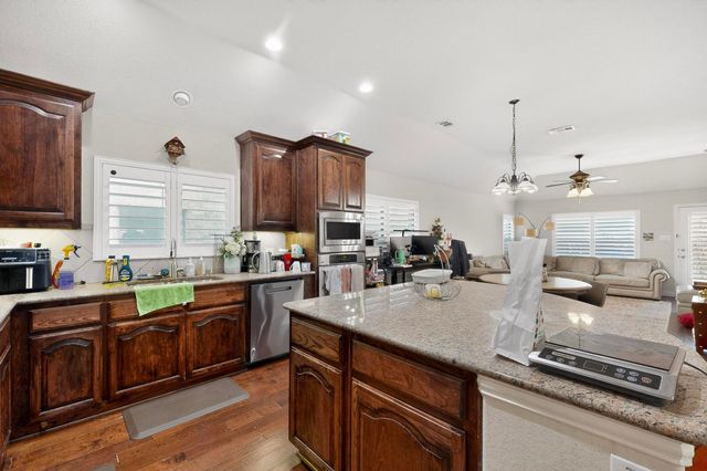 8715 Lindenwood Lane, Irving, TX 75063